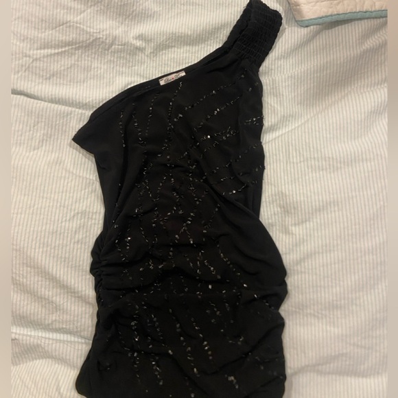 Beaded black one shoulder top - Picture 1 of 3